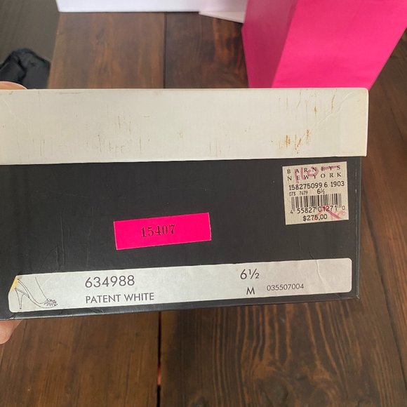 Marc Jacobs White Patent Leather Slingback Kitten Heels Sz 6.5 - Picture 6 of 6